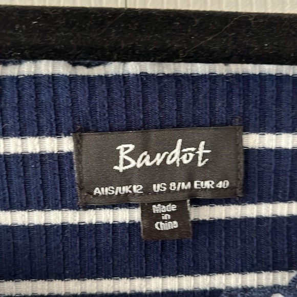 Bardot off the shoulder cropped t-shirt - Picture 2 of 4